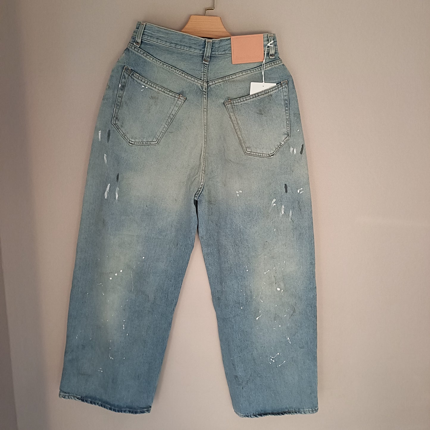 탑아크네 / 아크네스튜디오  오버핏 페인트스타일 데님팬츠