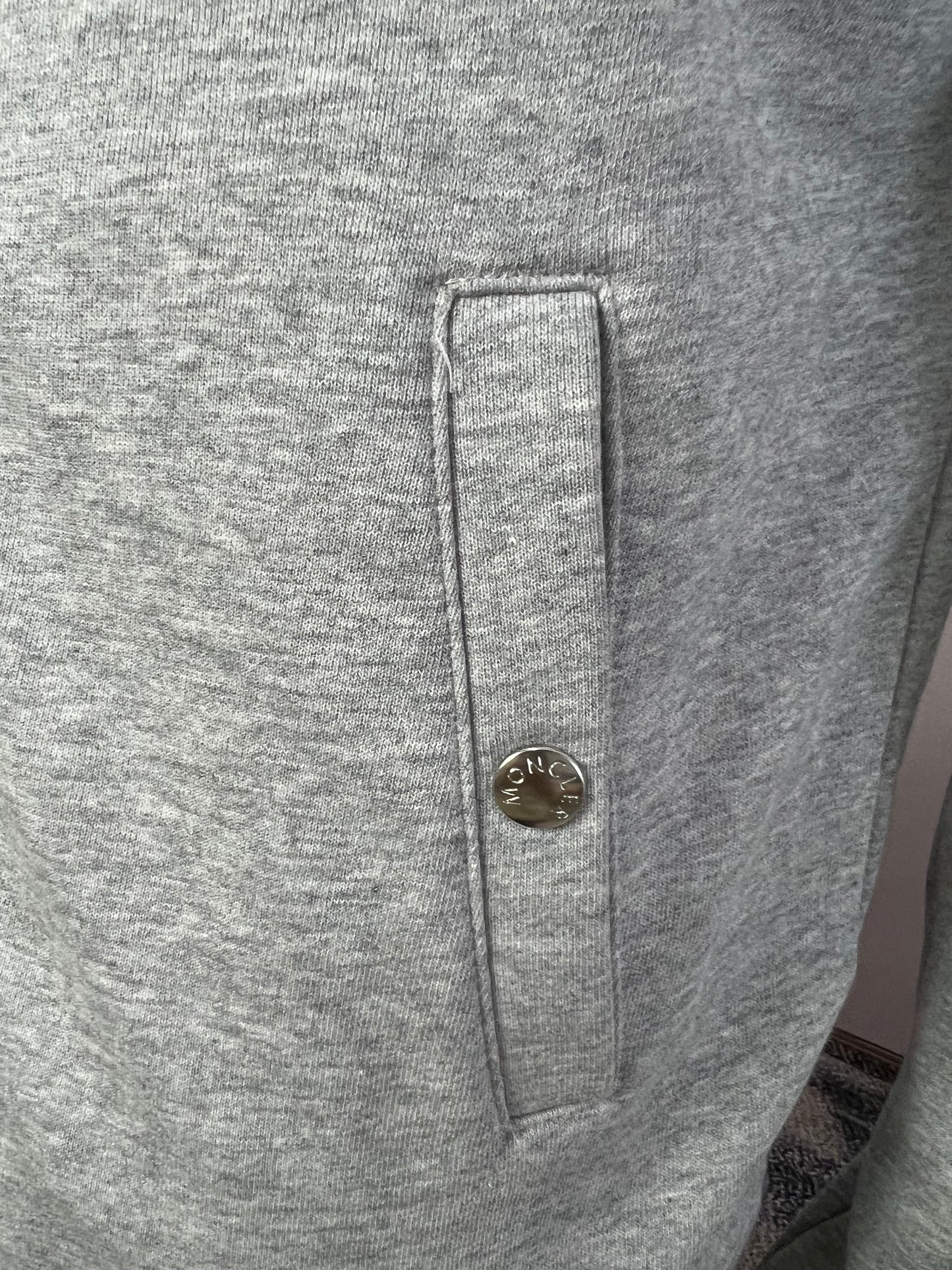 탑몽클 / MC 반사성 스트라이프 스웨츠셔트