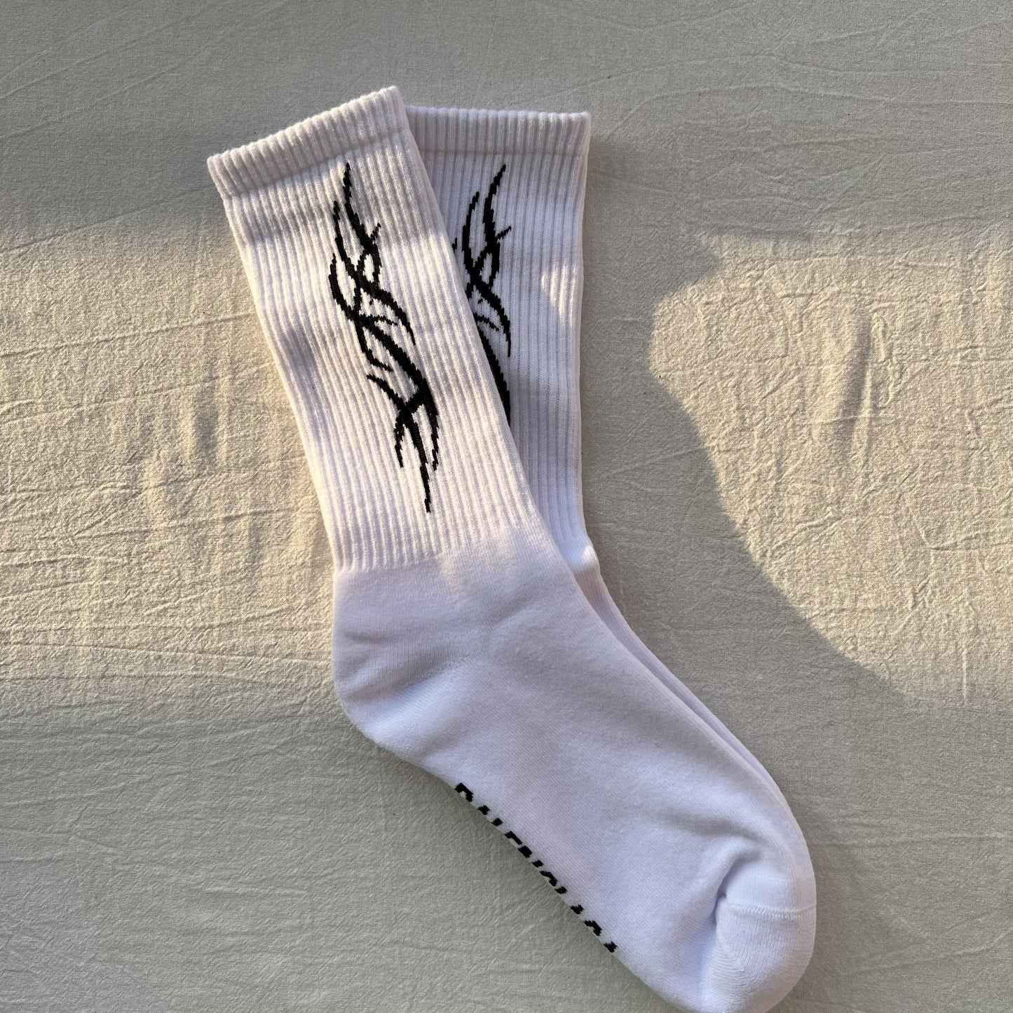 CND / 발렌시아가 양말