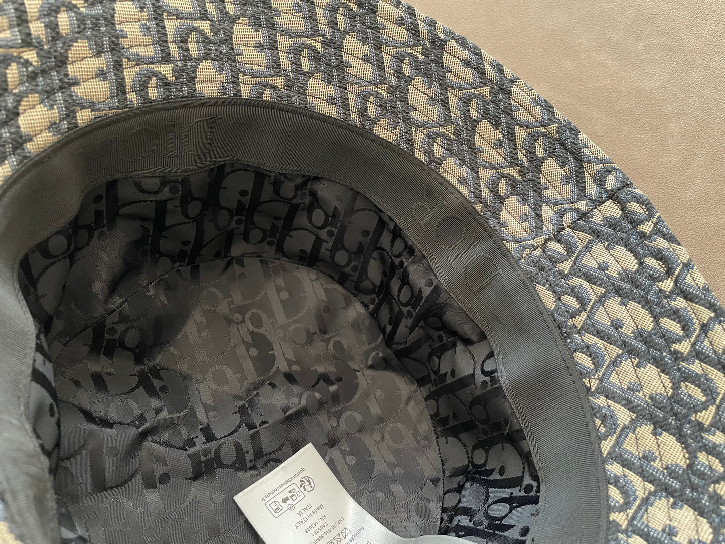 웨이브/디올 모자