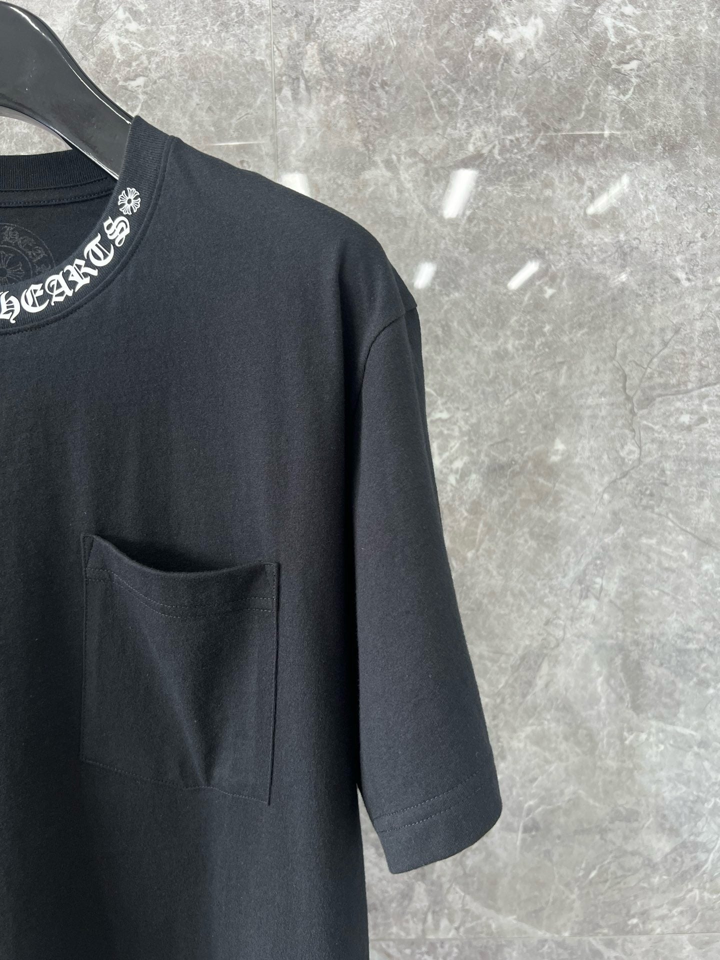 대리석 / 크롬하츠 넥로고 워싱 반팔 티셔츠