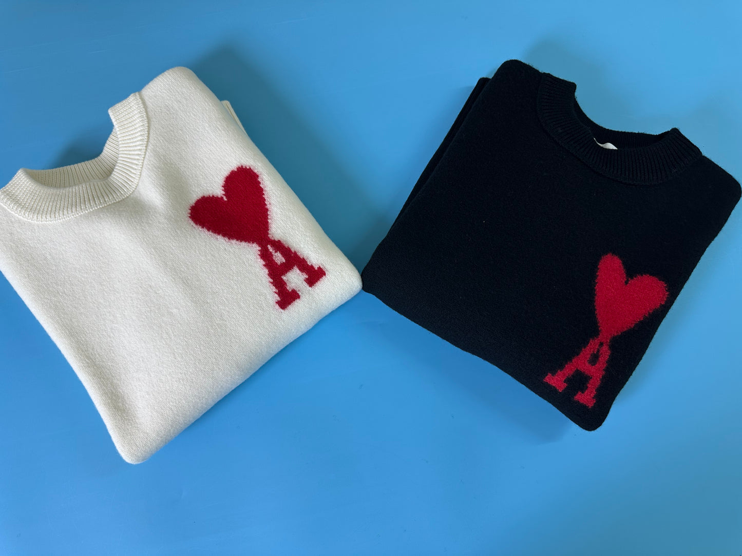 탑아미 / 아미  24 레드 빅로고 라운드 니트