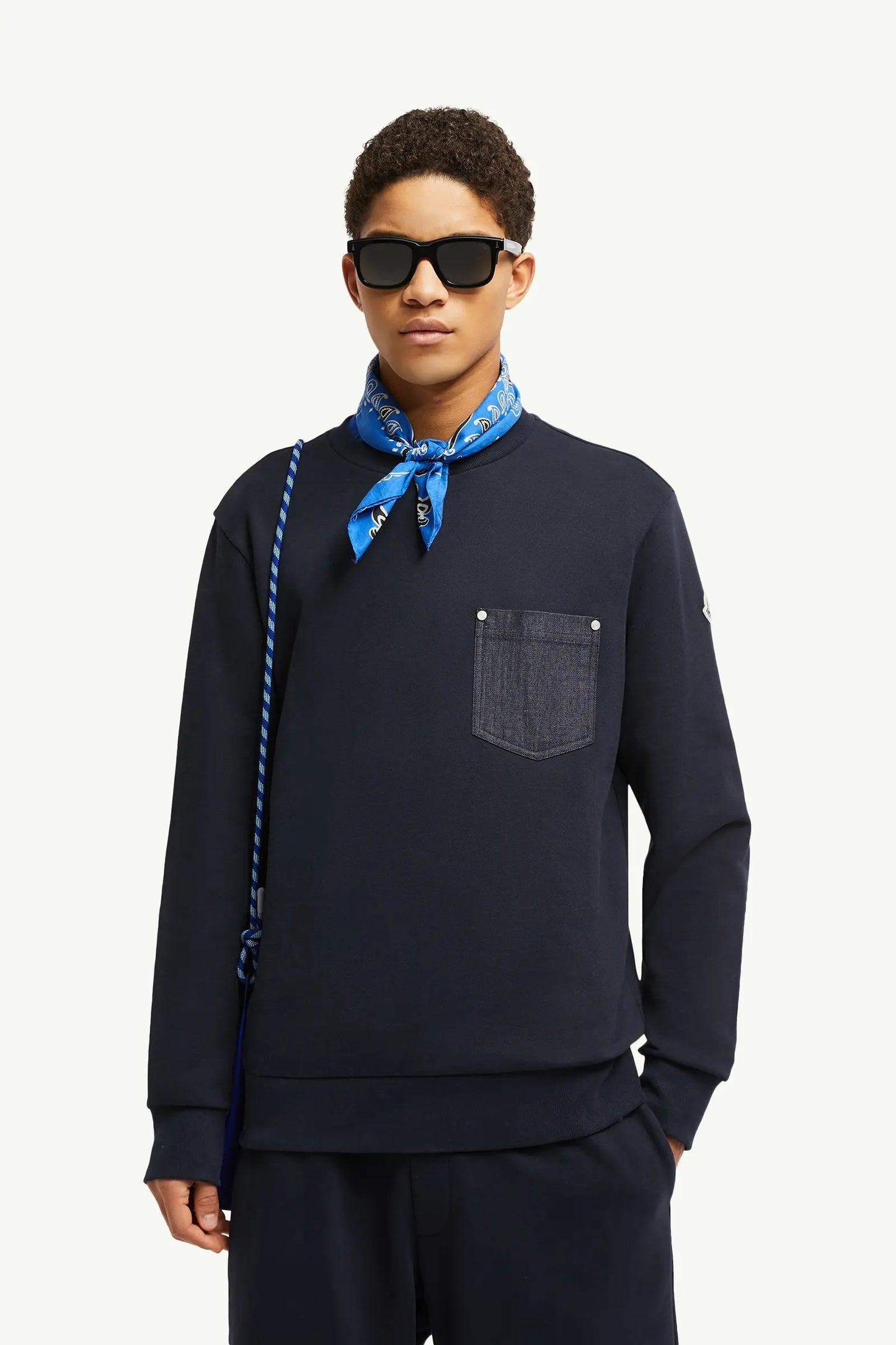 탑몽클X  / MC 데님 포켓 맨투맨