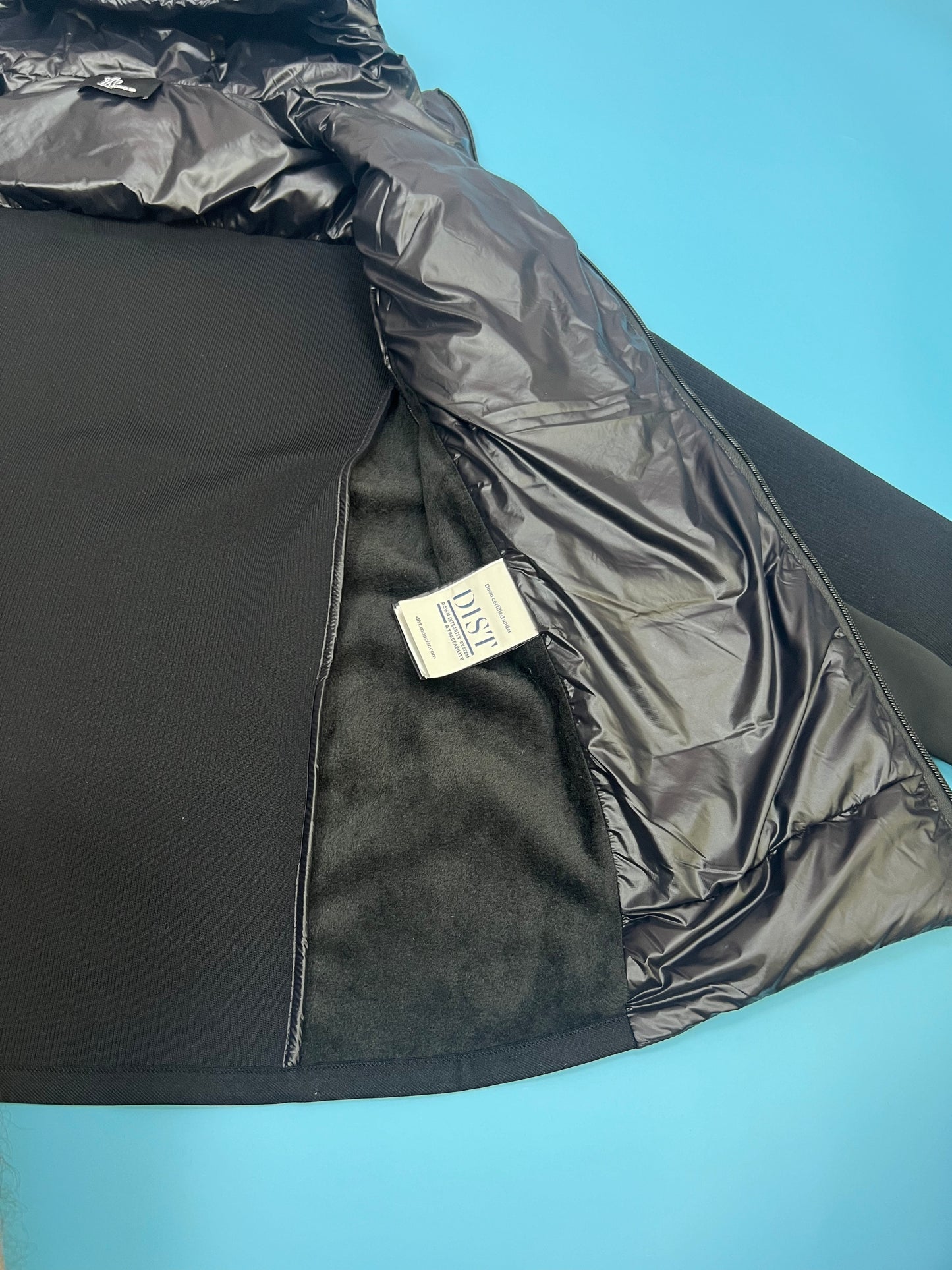 탑몽클  / MC 에이프레스 스키니트 소매 패딩