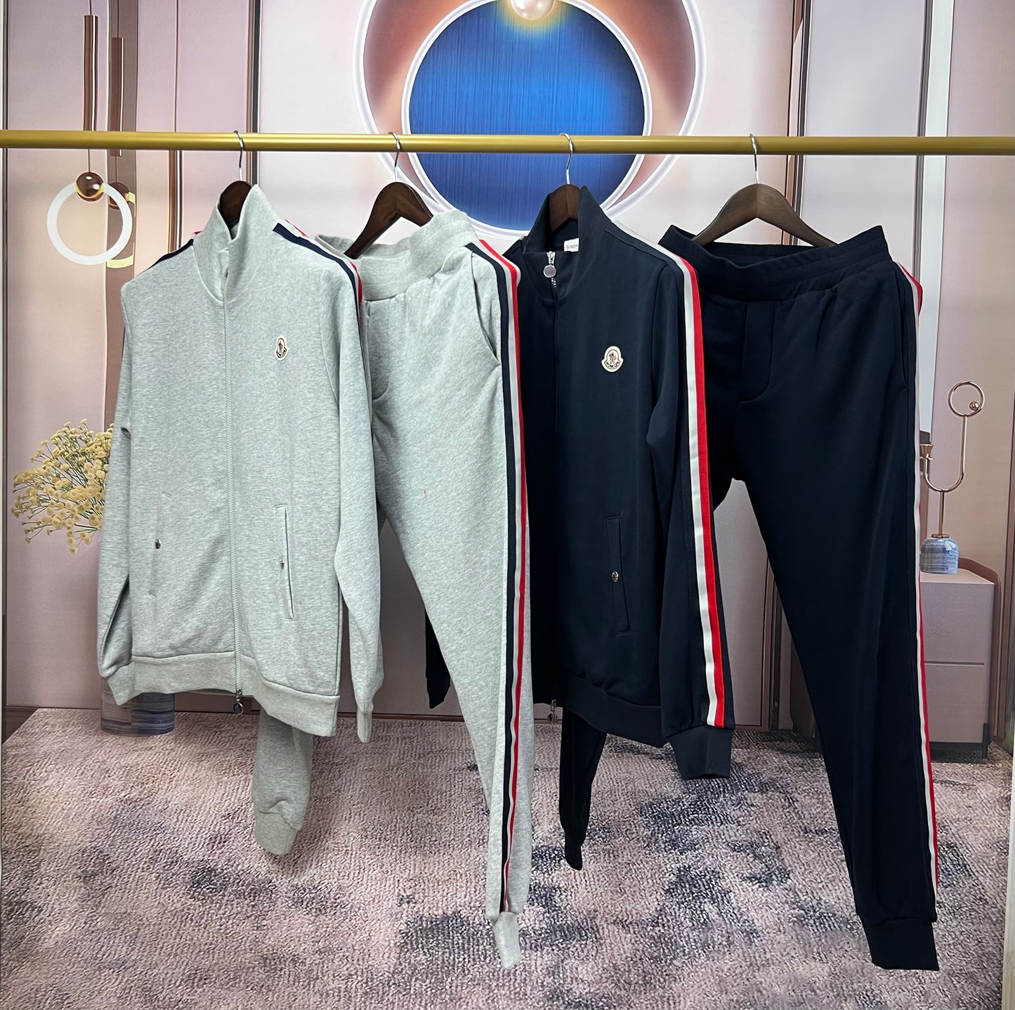 탑몽클 / MC 반사성 스트라이프 스웨츠셔트