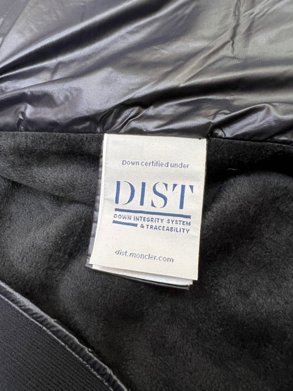 탑몽클  / MC 에이프레스 스키니트 소매 패딩