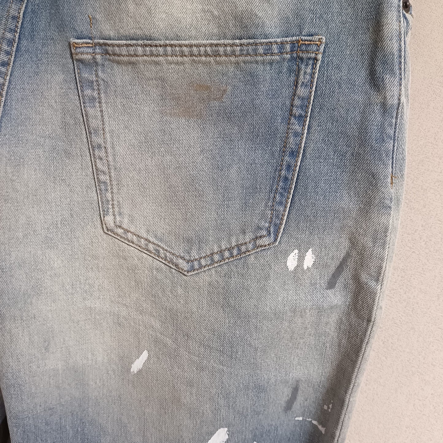 탑아크네 / 아크네스튜디오  오버핏 페인트스타일 데님팬츠