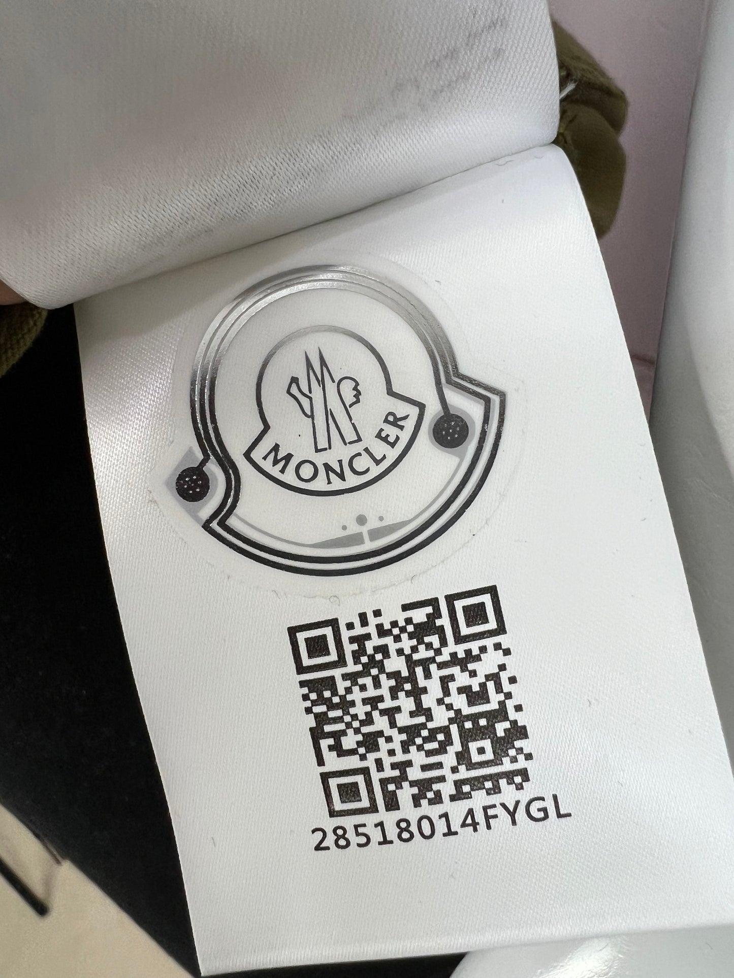 탑몽클 / MC 아테나 반팔