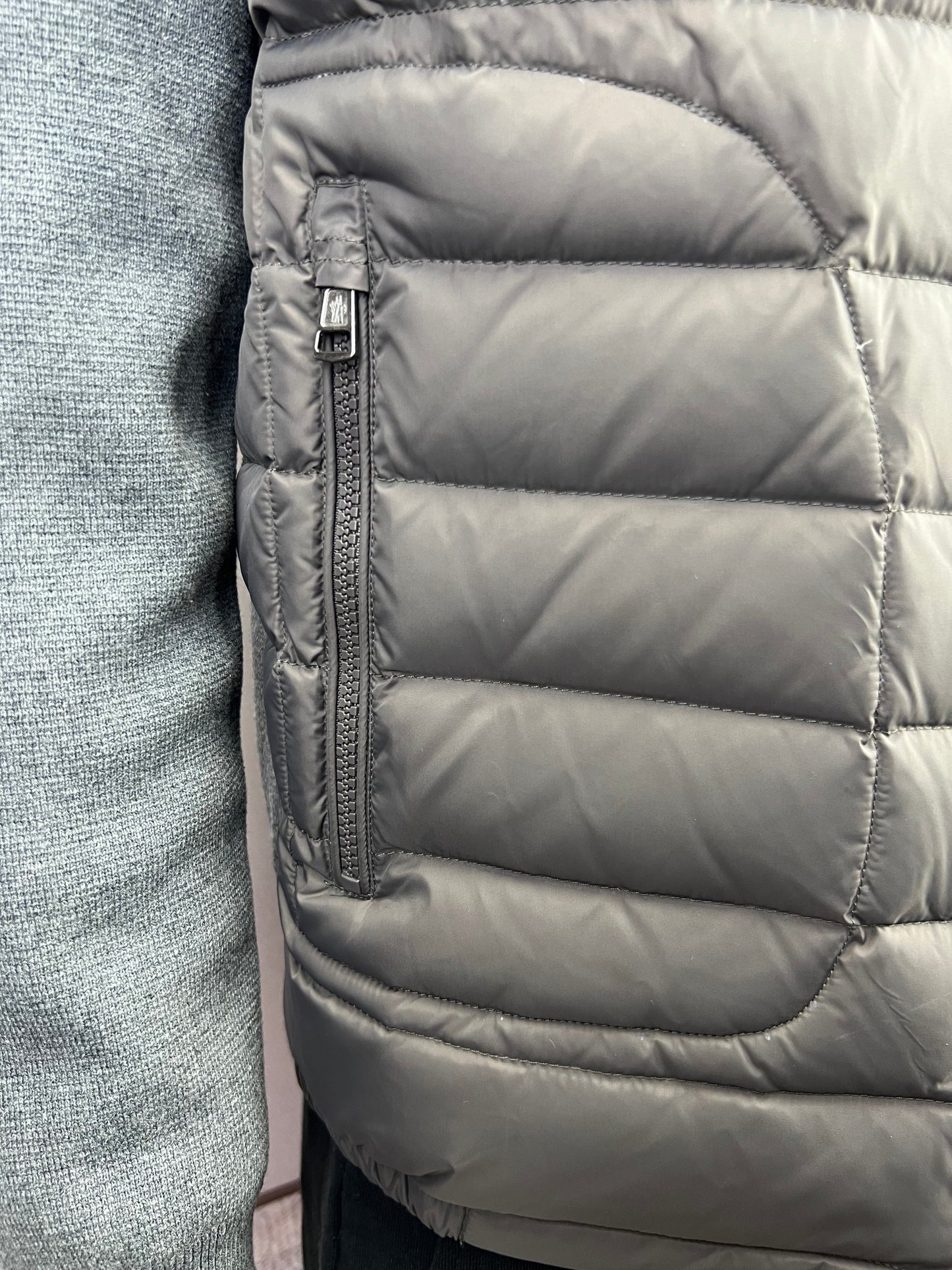 탑몽클 / MC 클래식 니트 다운