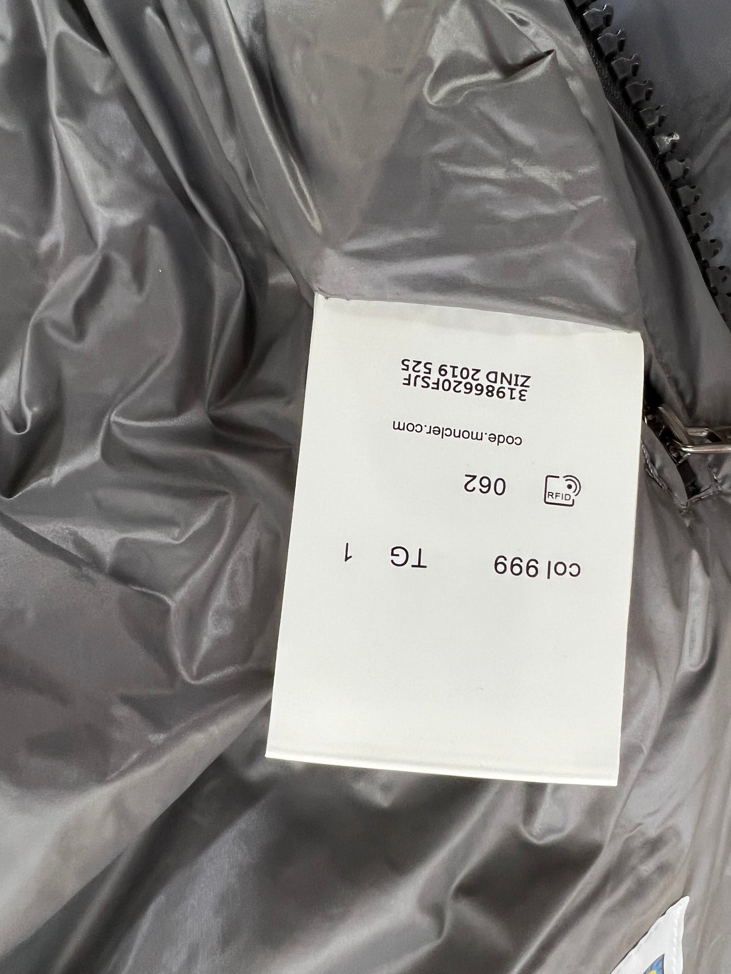 탑몽클 / MC 캐시미어 마야 패딩