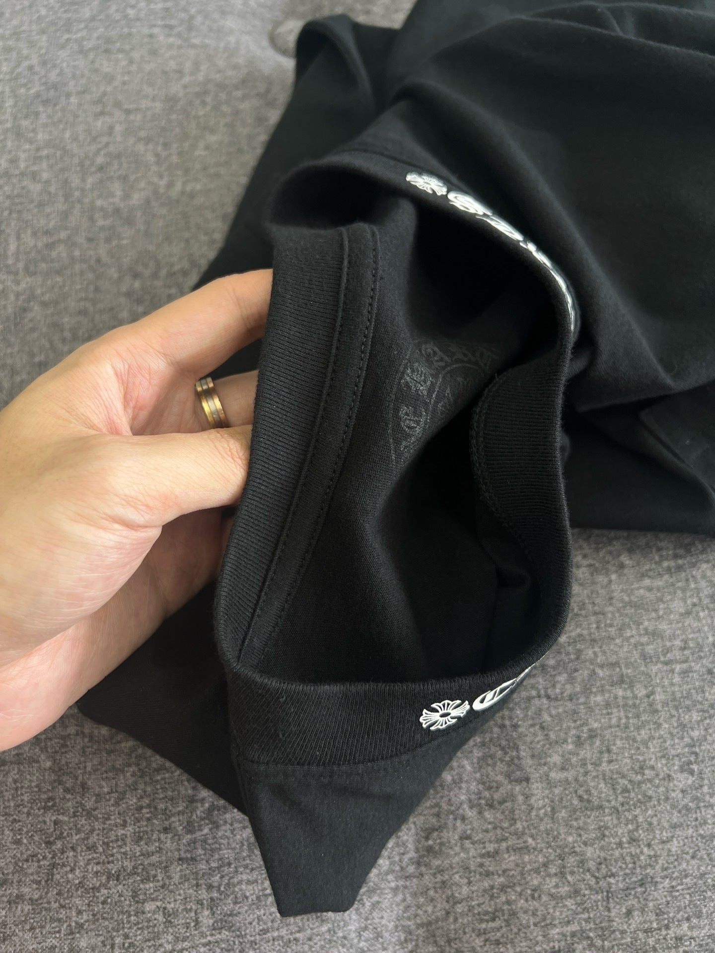 대리석 / 크롬하츠 넥로고 워싱 반팔 티셔츠