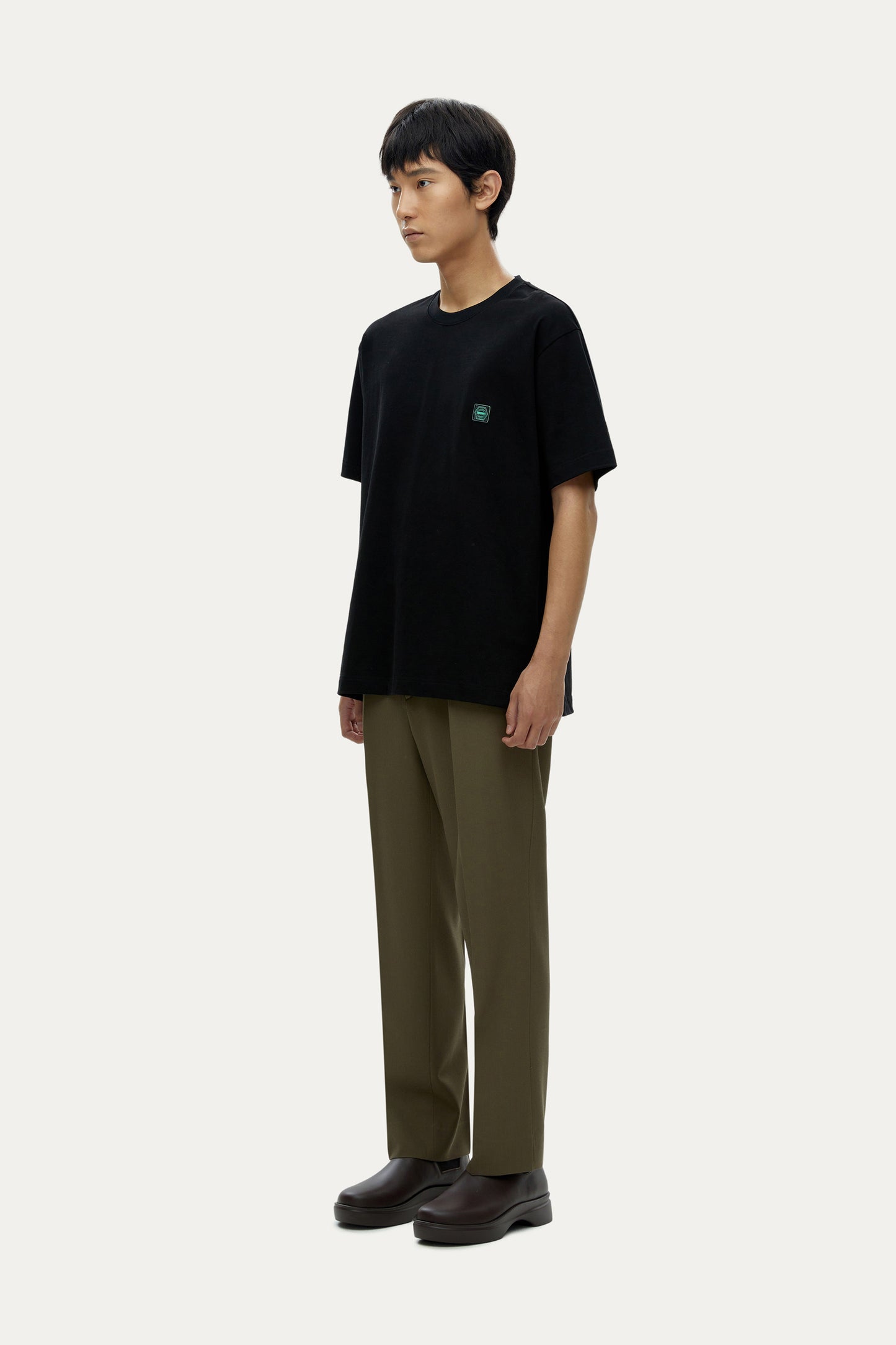 탑아이앱 / 솔리드옴므 반팔티