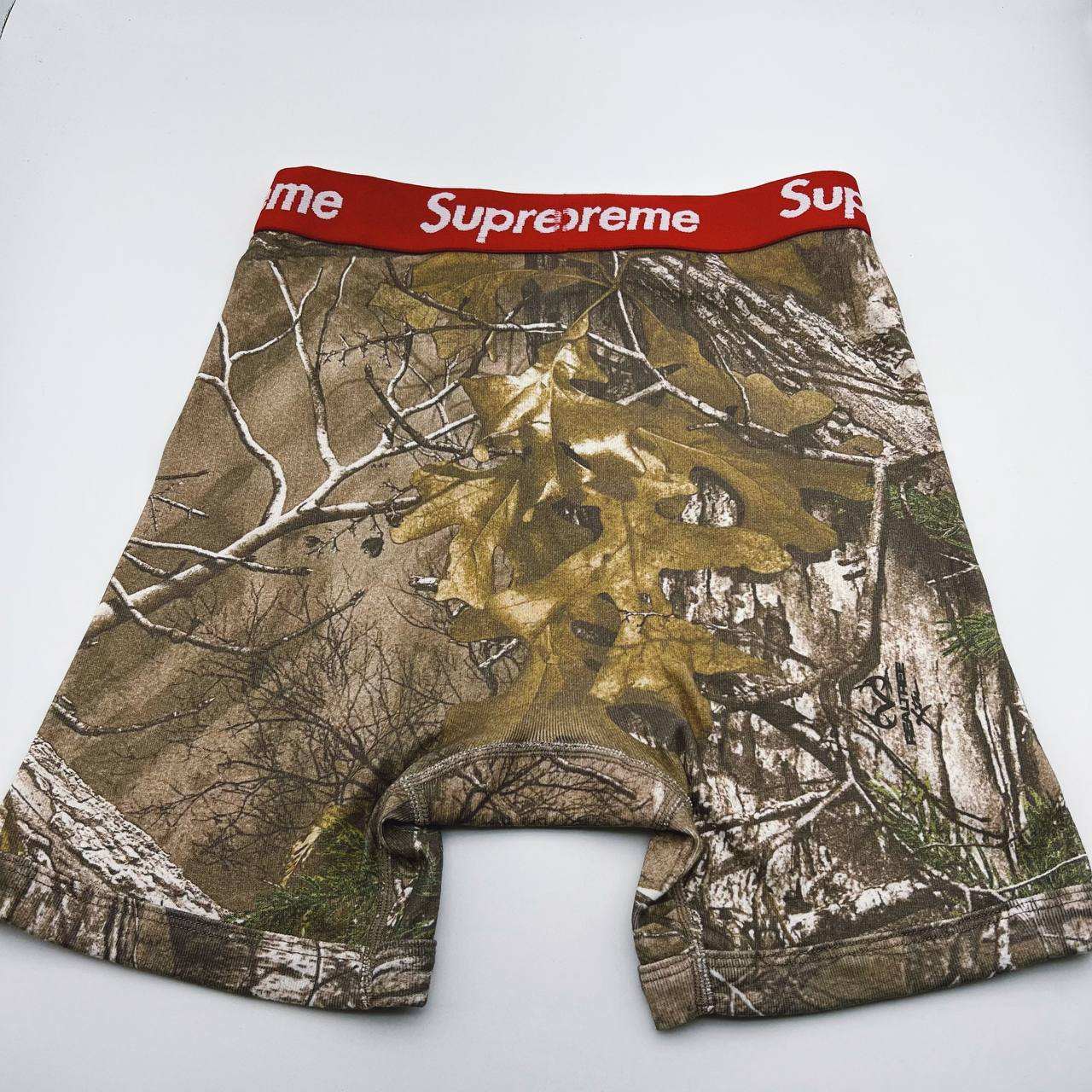 CND /슈프림 속옷