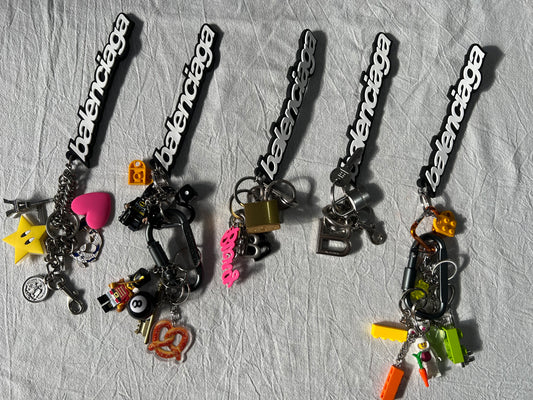 CND / 발렌시아가 키링