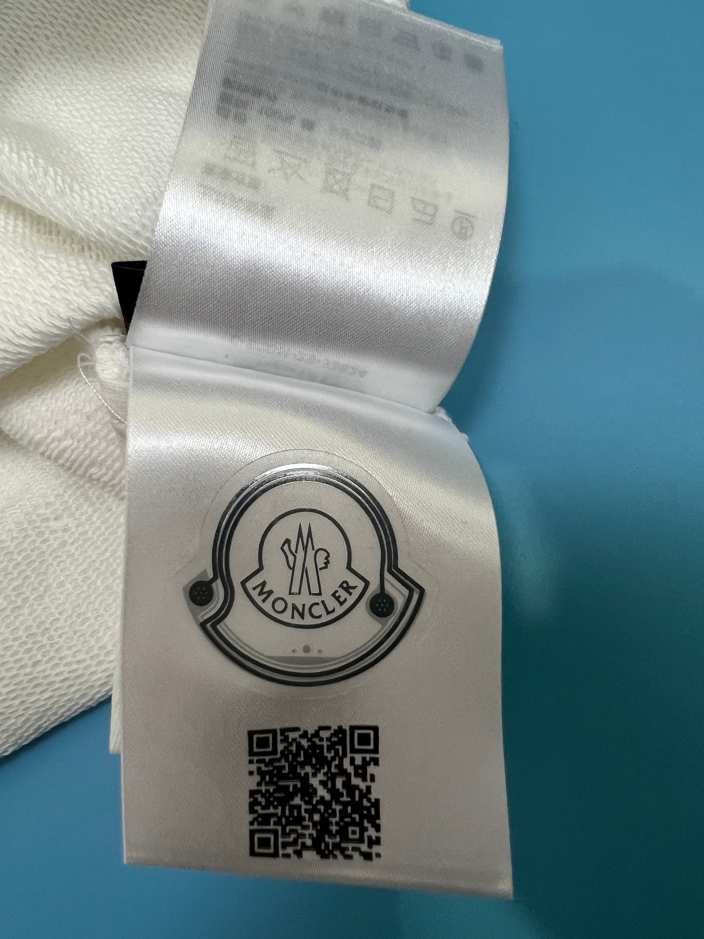 탑몽클  / MC 반지퍼 맨투맨