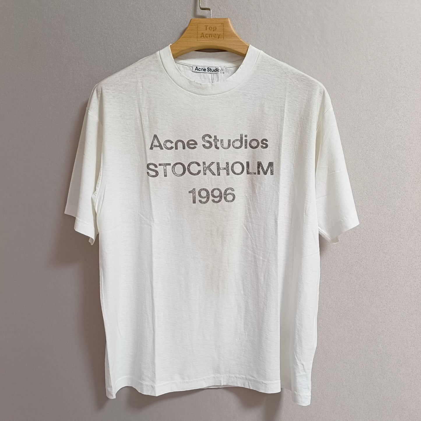 탑아크네 / 아크네 스튜디오 빈티지 반팔티