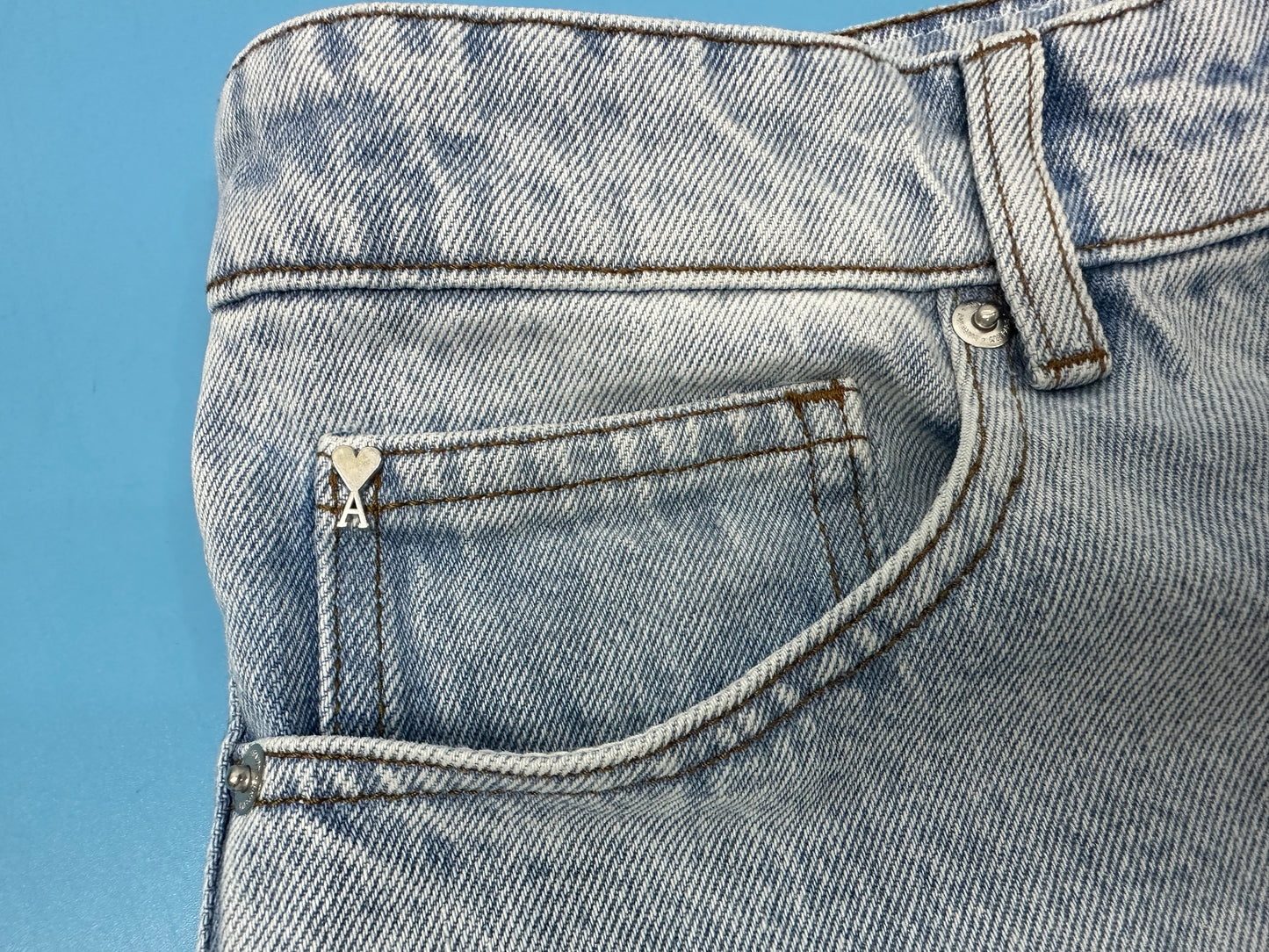 탑아미 / 메탈 하트 로고 청바지