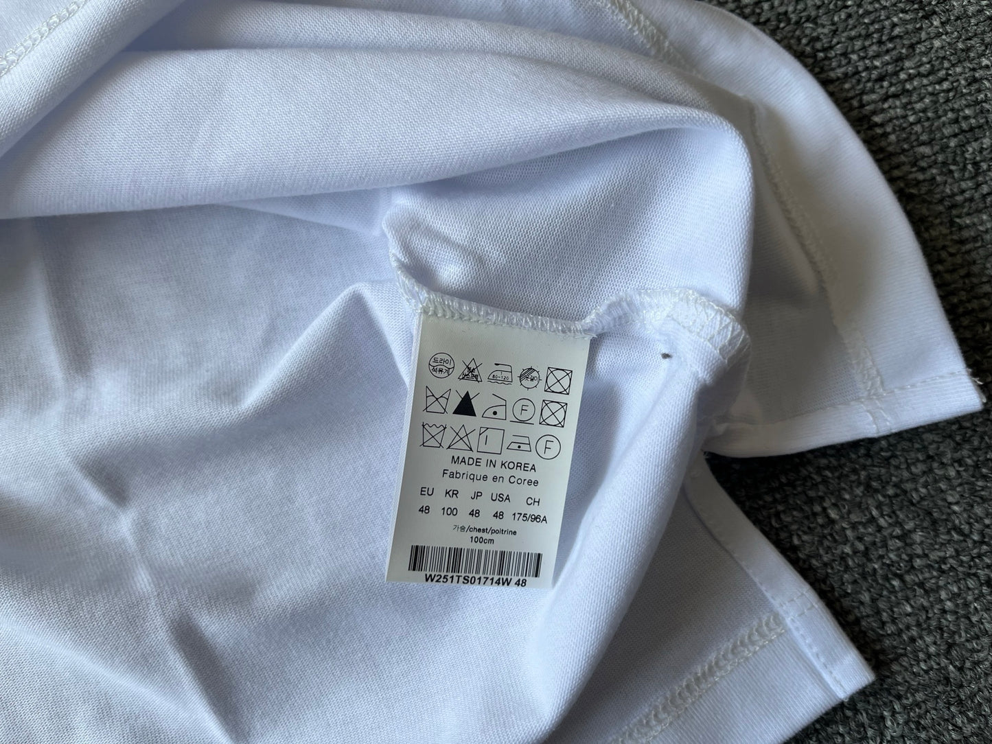 베어 / 우영미 가슴 기본로고 반팔