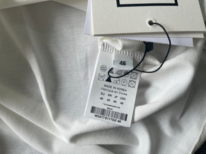 베어 / 우영미 화이트 메탈로고 반팔티