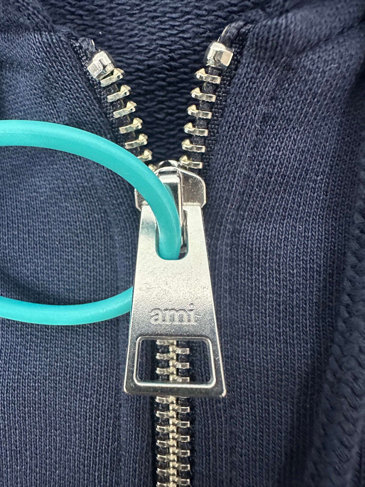 탑아미 / 아미 2025년형 화이트 와펜 후드집업 white badge zipper hoodie