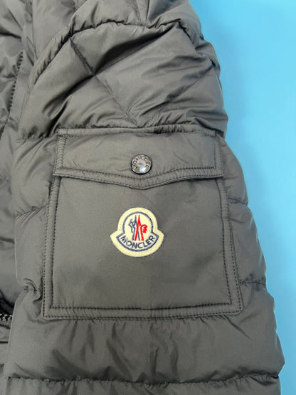 탑몽클 / MC GLN 갈리엔 패딩