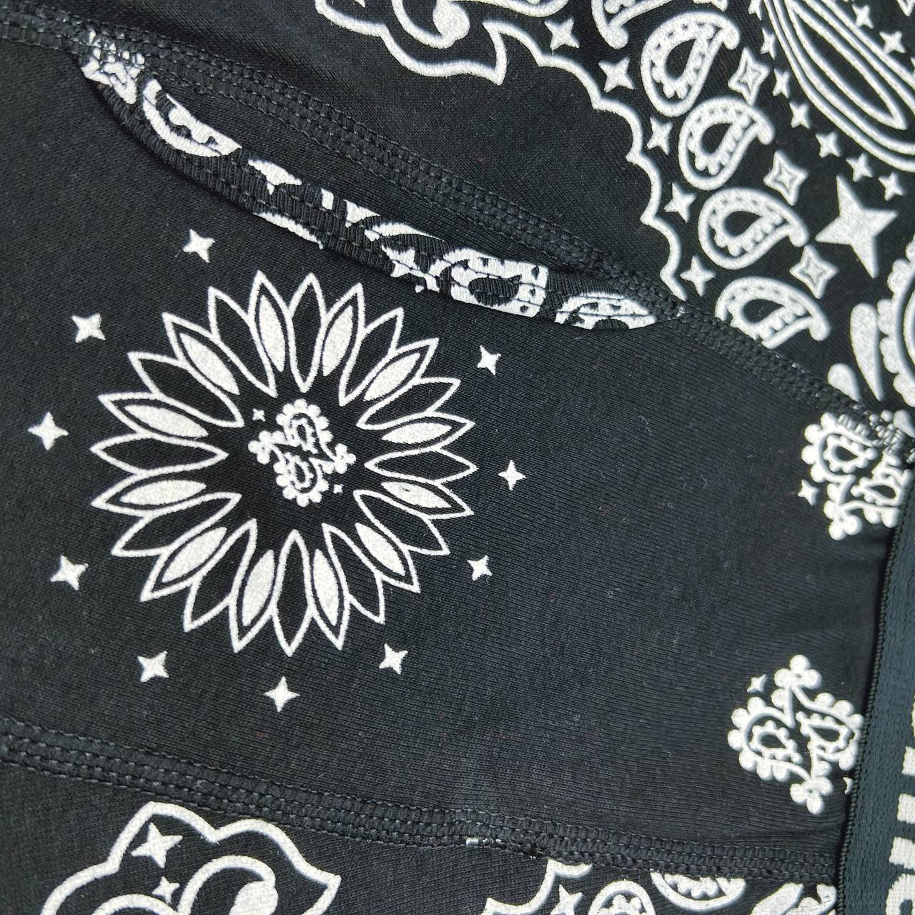 CND /슈프림 속옷