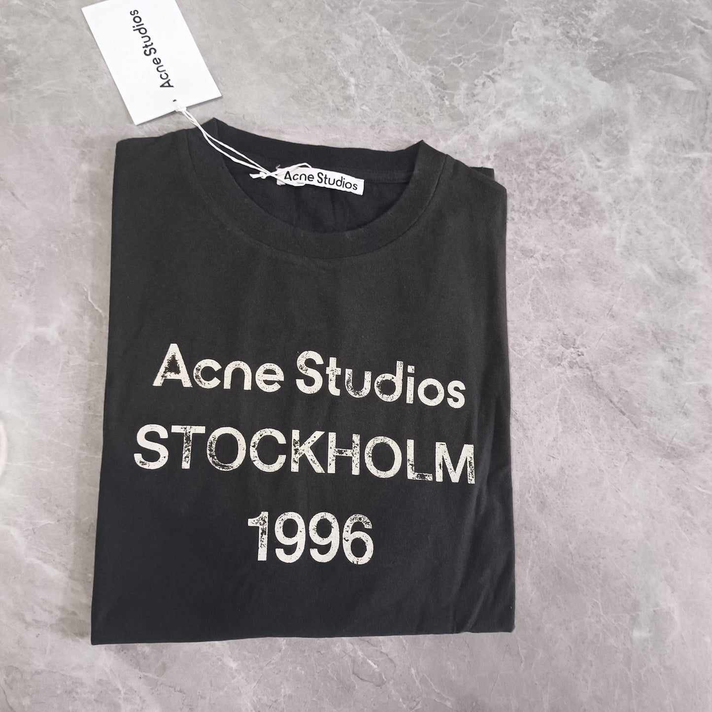 탑아크네 / 아크네 스튜디오 빈티지 반팔티