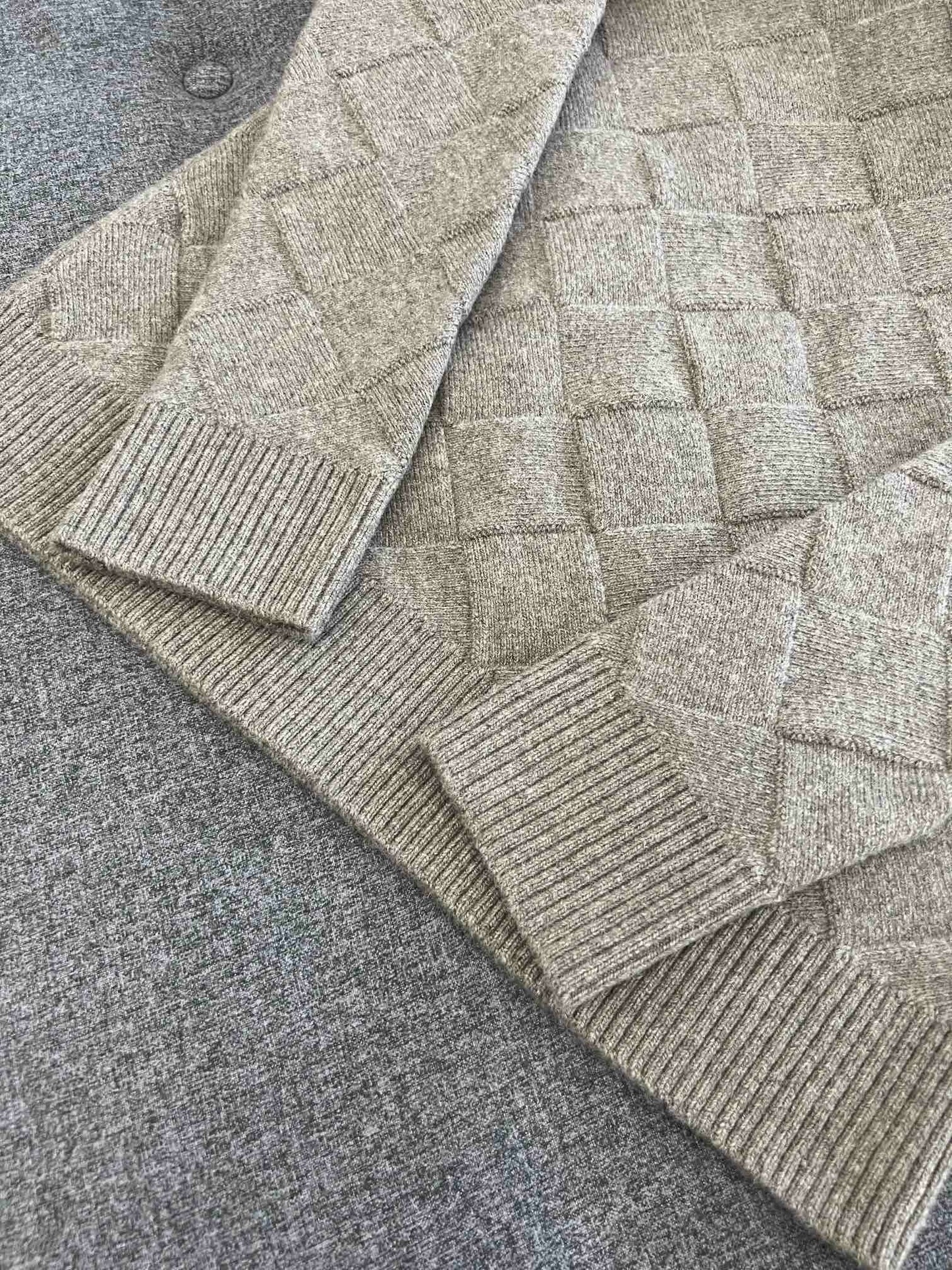 대리석 / 보테가베네타 입체짜임 체크 니트