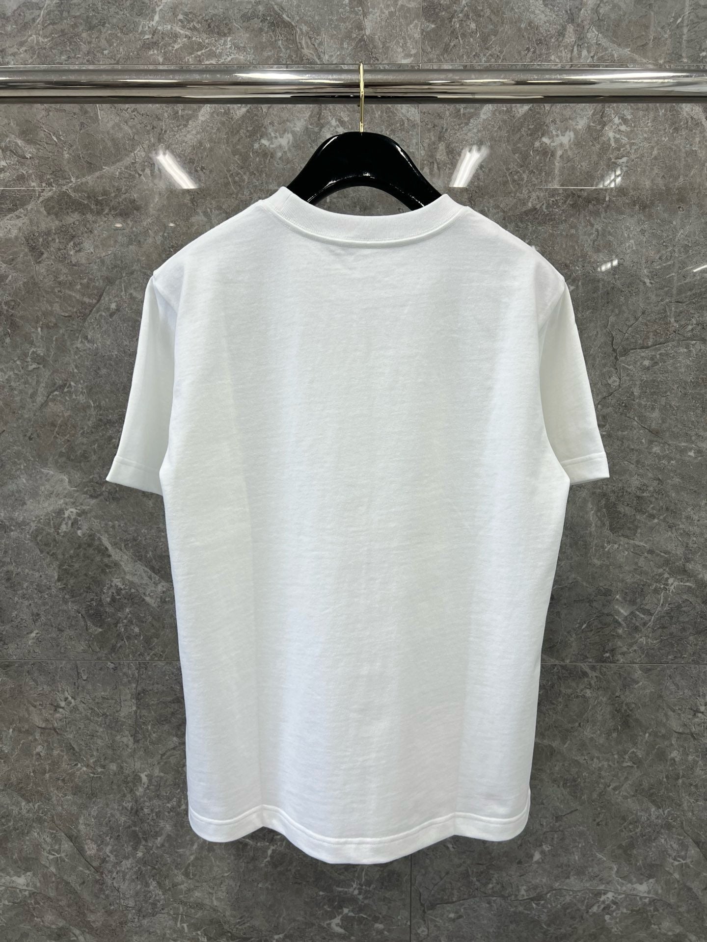 대리석 / 디올 별빛 로고 자수 반팔티셔츠 화이트