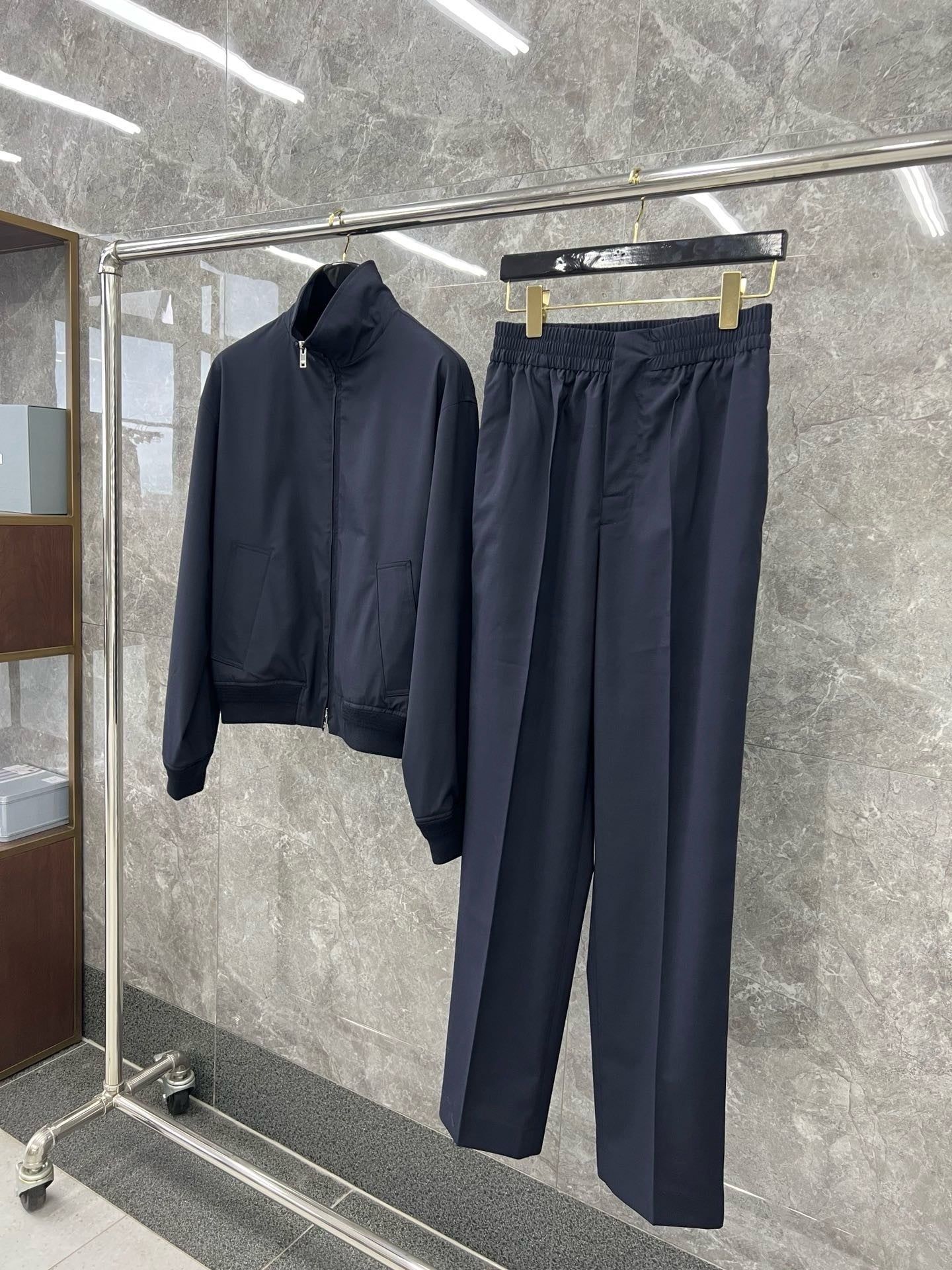 대리석 / 보테가베네타 캐주얼 바지