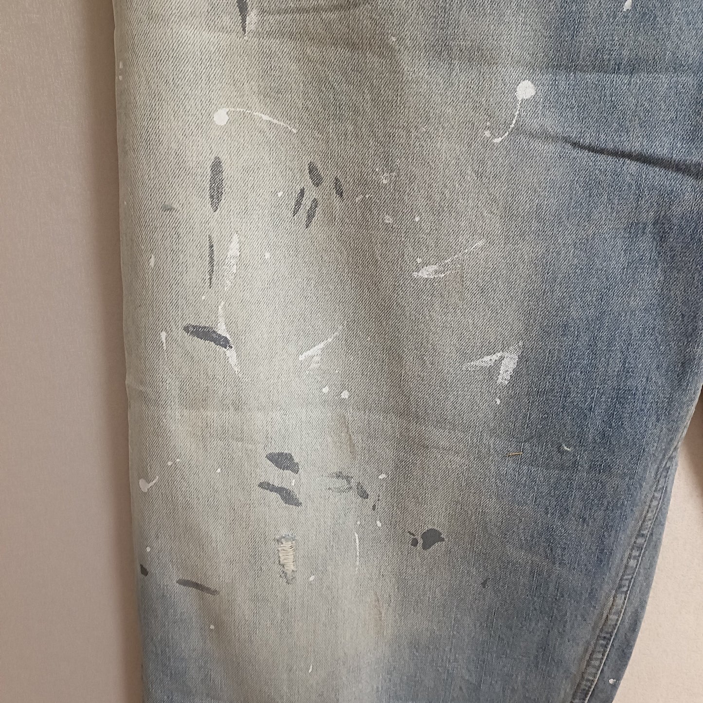 탑아크네 / 아크네스튜디오  오버핏 페인트스타일 데님팬츠