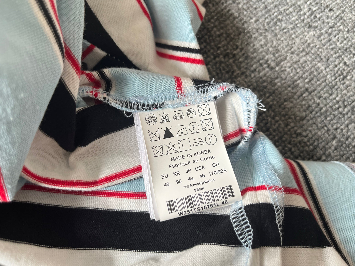 베어 / 우영미 스트라이프 폴로블루 반팔티