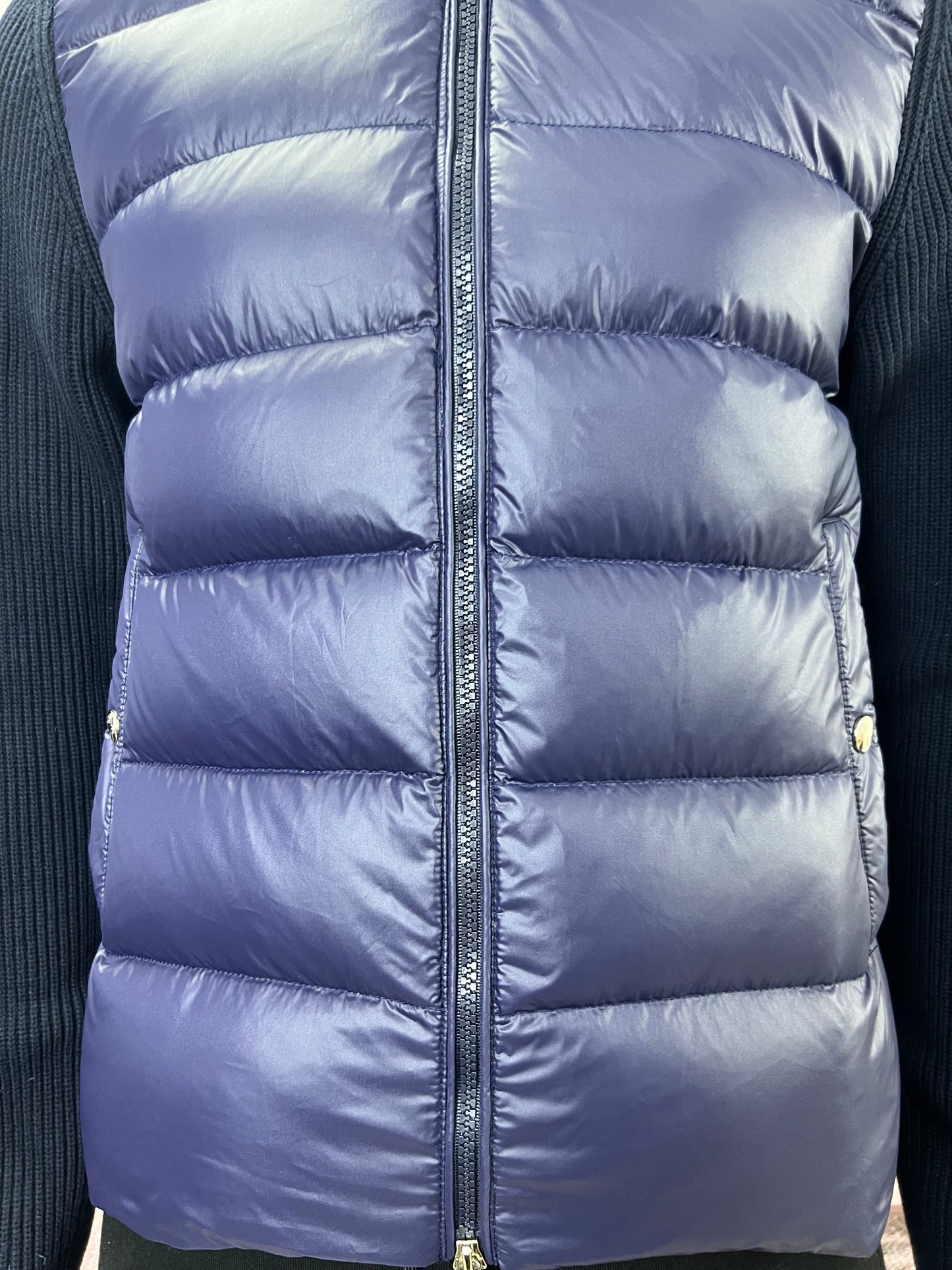 탑몽클 / MC 모자 스트라이프 맨투맨