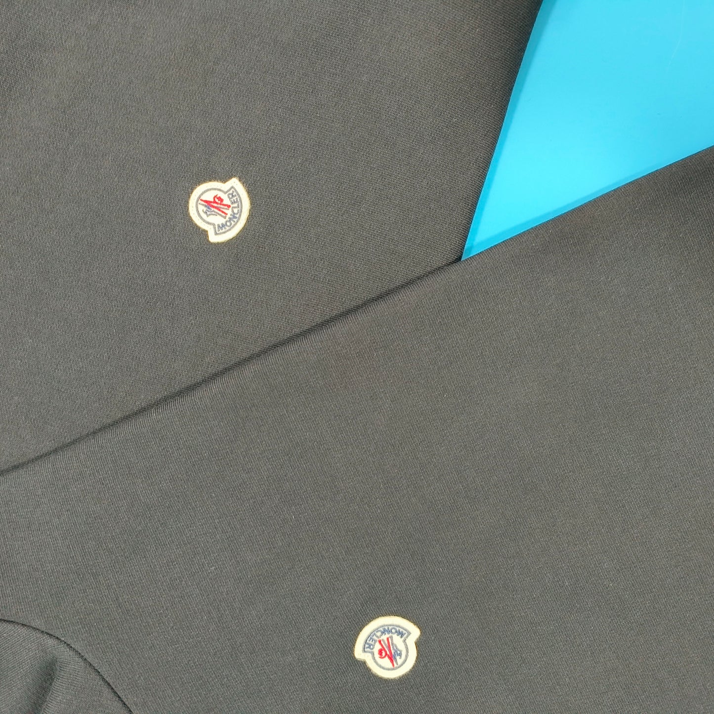 탑몽클X  / MC 스웨츠셔츠