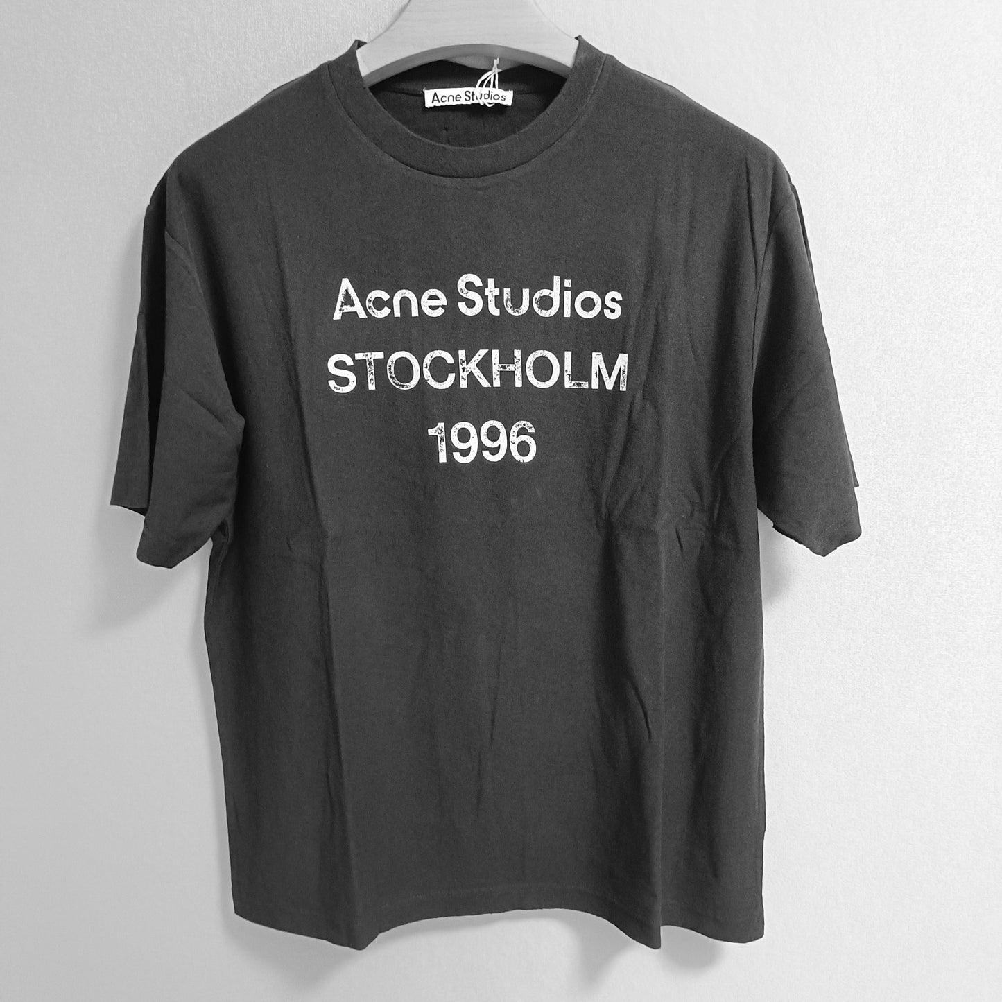 탑아크네 / 아크네 스튜디오 빈티지 반팔티