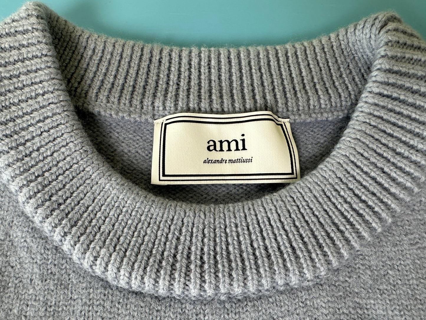 탑아미 / 아미 스틸 블루 울 스웨터