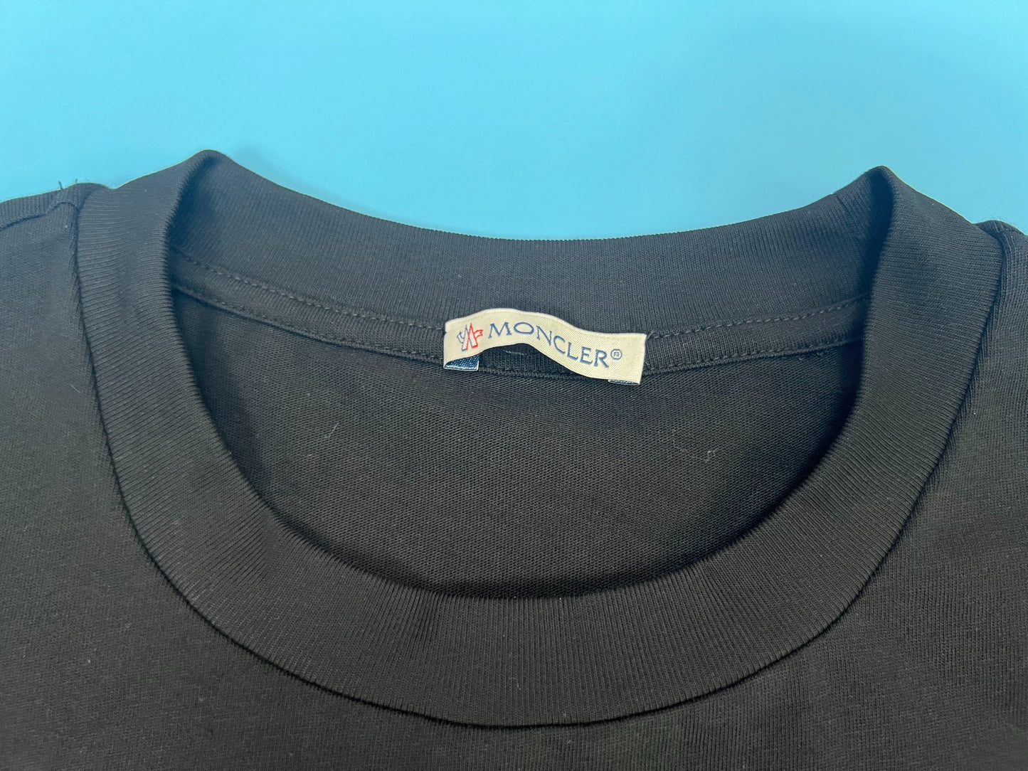 탑몽클  / MC 소가죽 로고 티셔츠