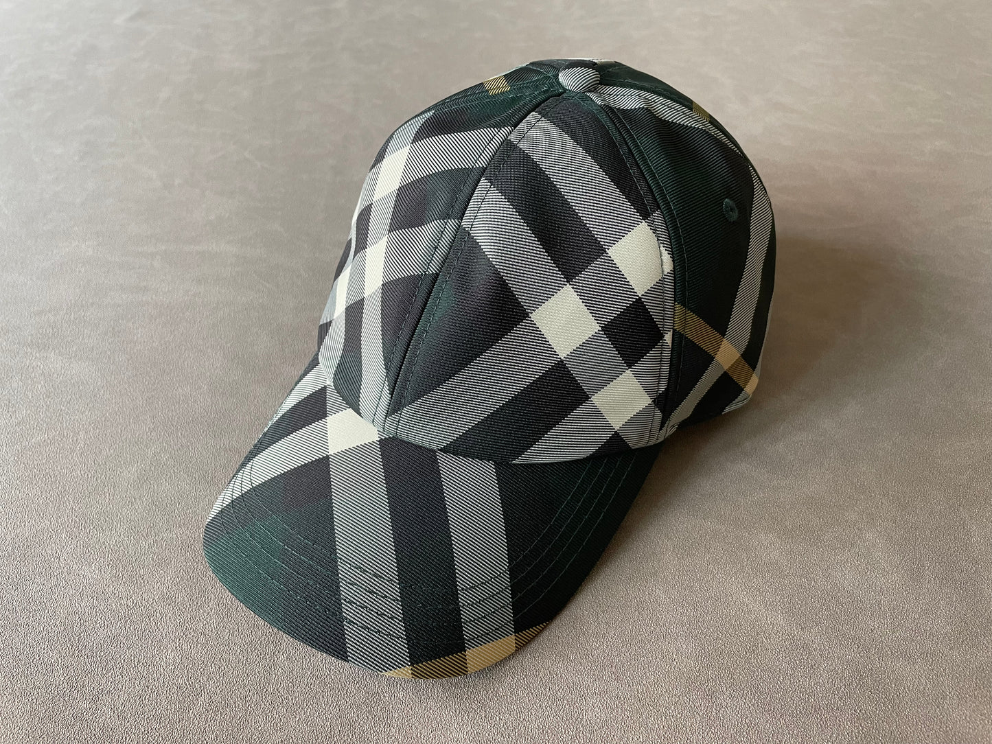 웨이브/버버리 모자