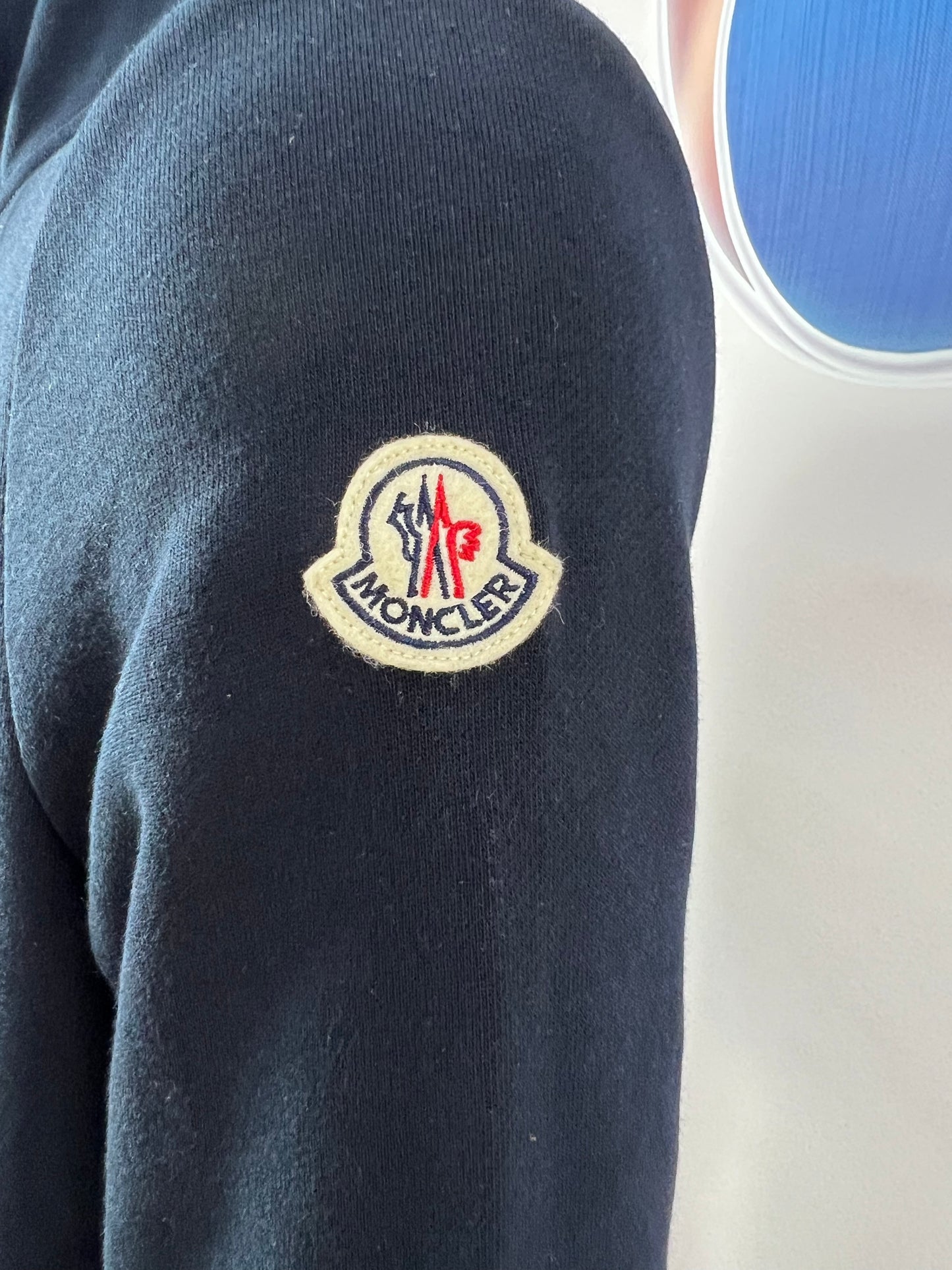 탑몽클 / MC 모자 스트라이프 맨투맨