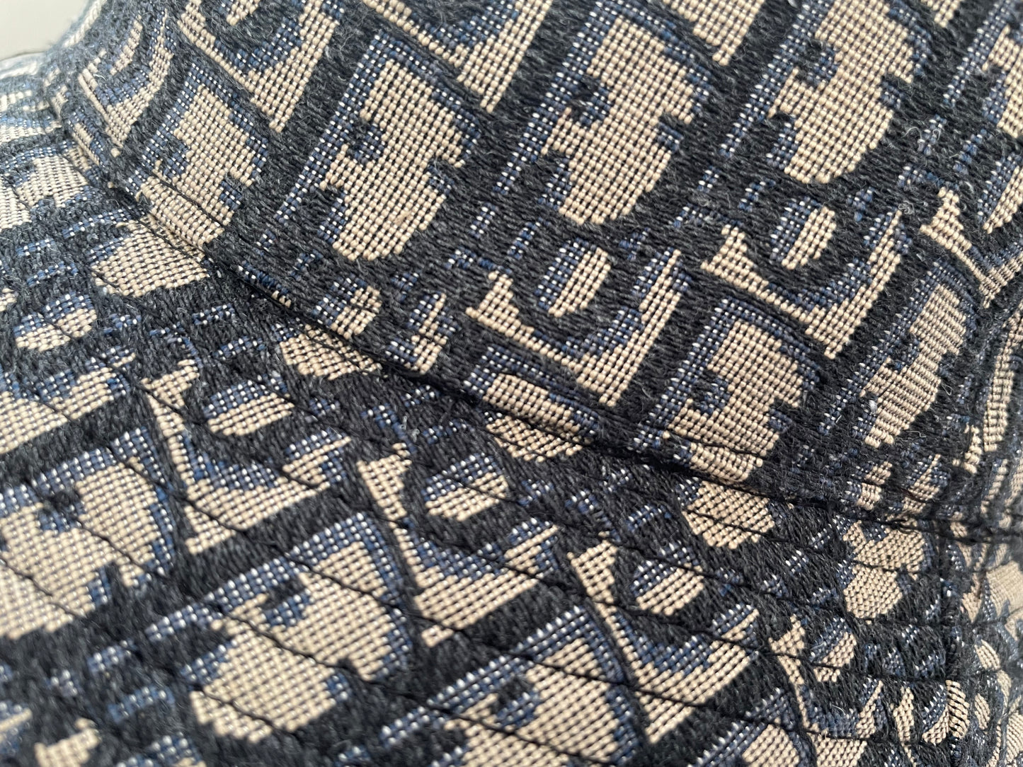 웨이브/디올 모자