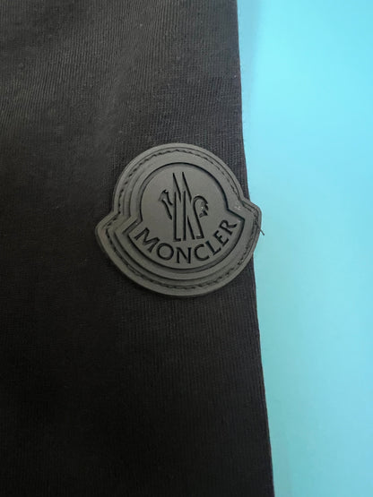 탑몽클  / MC 흐릿한 로고 티셔츠