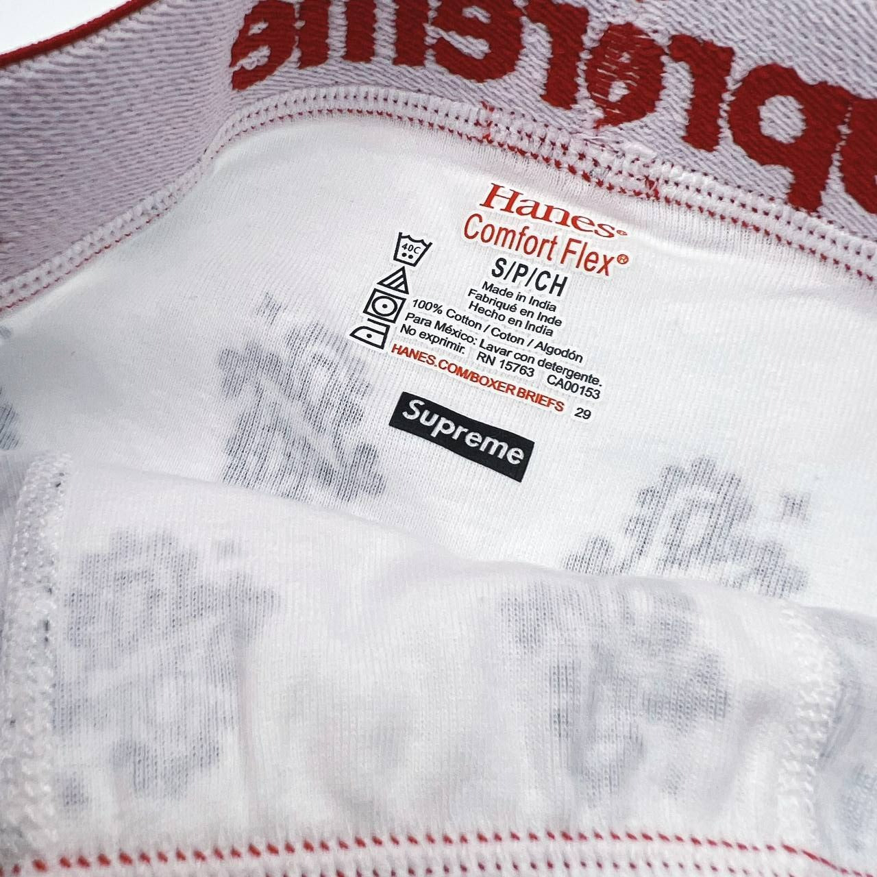 CND /슈프림 속옷