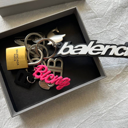 CND / 발렌시아가 키링