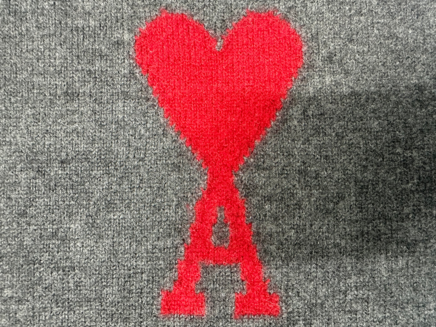 탑아미 / 아미  24 레드 빅로고 라운드 니트