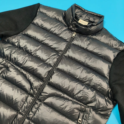 탑몽클X  / MC 카디건을 이어붙이다