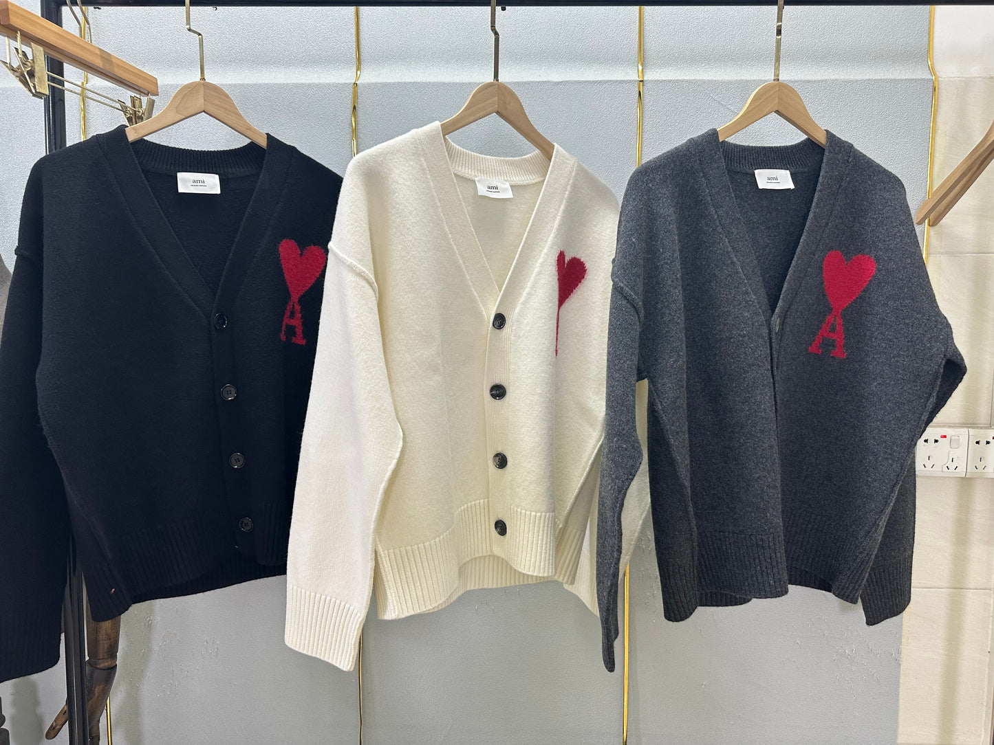탑아미 / 아미 24년 울  카디건 스웨터