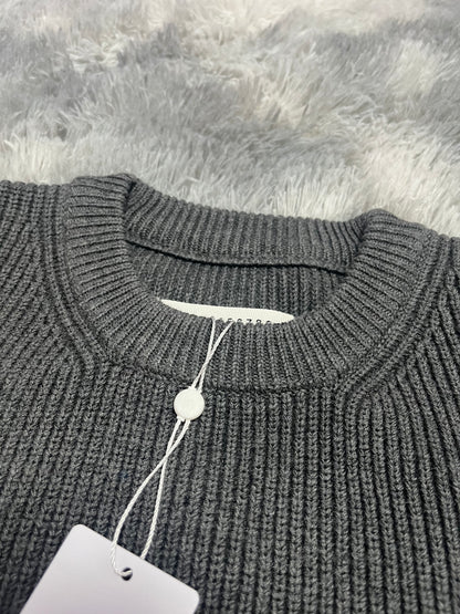 탑아키마 / 마르지엘라  23AW 사각스티치솔리드울풀오버니트