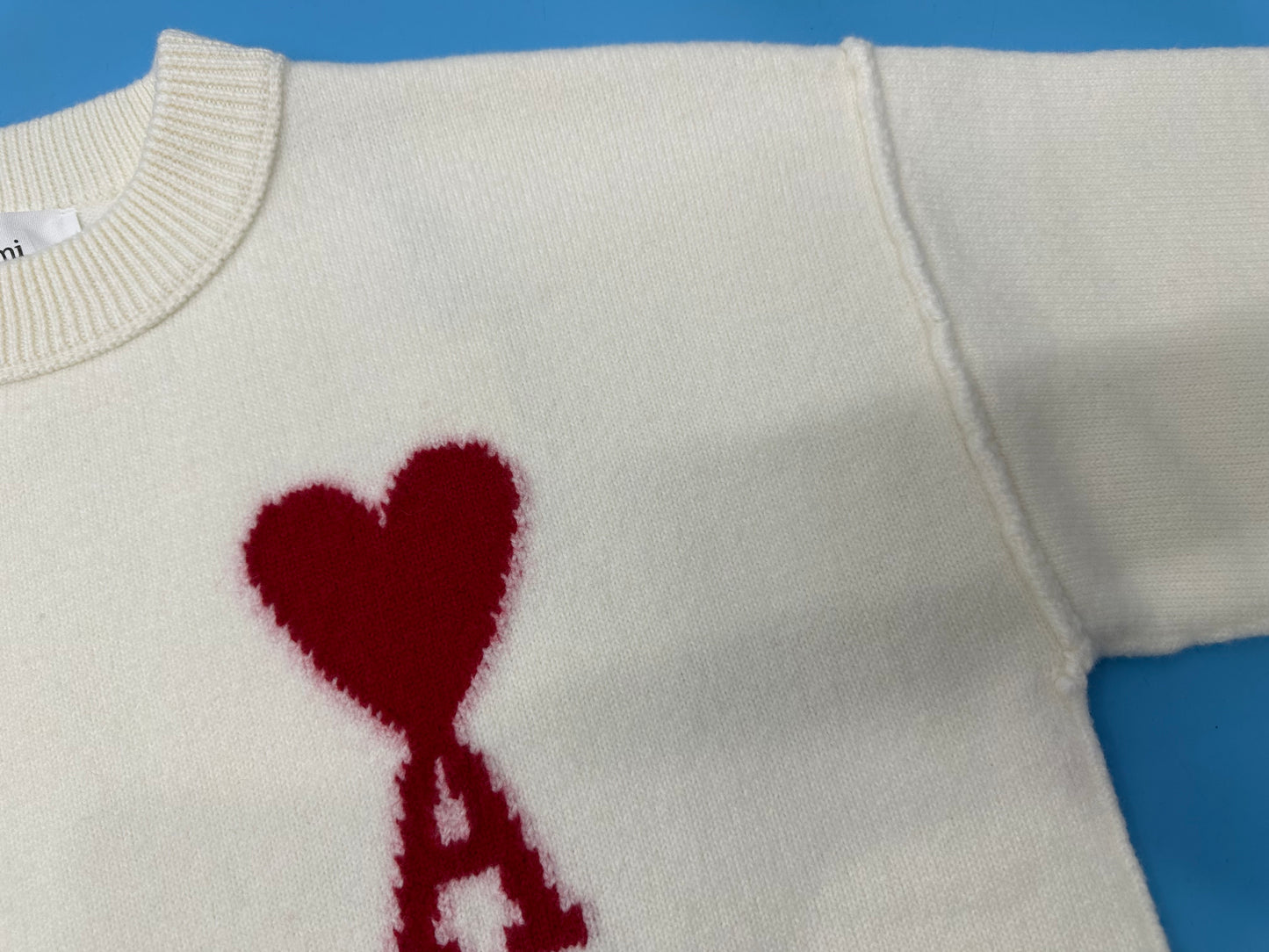 탑아미 / 아미  24 레드 빅로고 라운드 니트