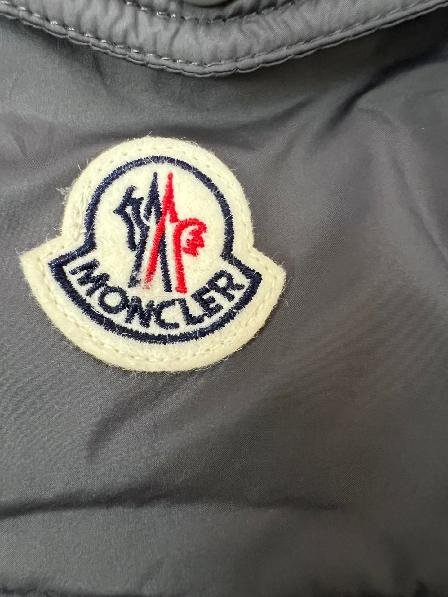 탑몽클 / MC GLN 갈리엔 패딩