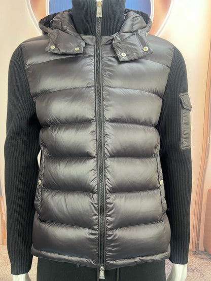 탑몽클 / MC 모자 스트라이프 맨투맨